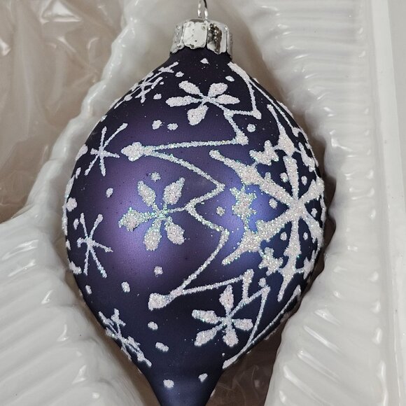 Commodore Ornaments Christmas Classics Blue White Glitter Snowflakes Vintage - Picture 5 of 12